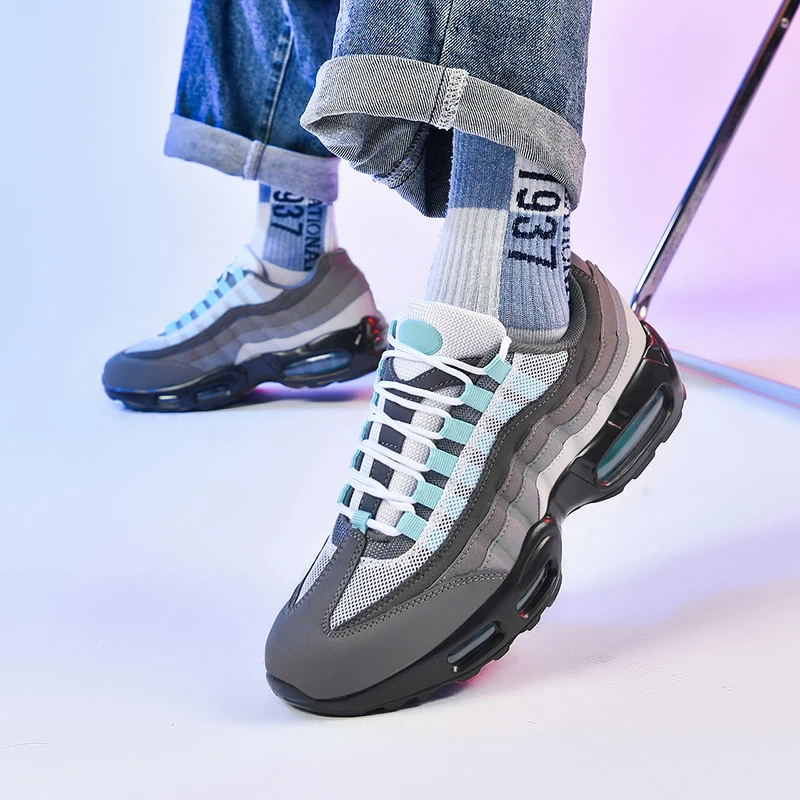 Air Max Cushioned Sneakers photo 6