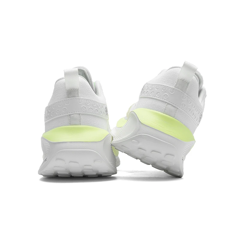 Men's Running Shoes photo 4