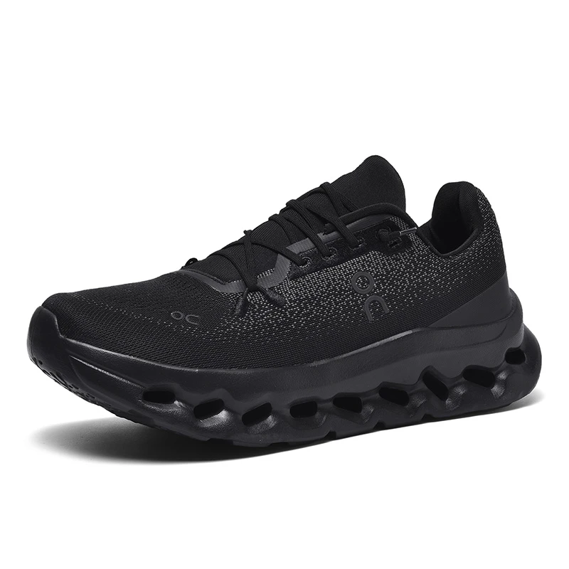 Men’s Training Sneakers in Black