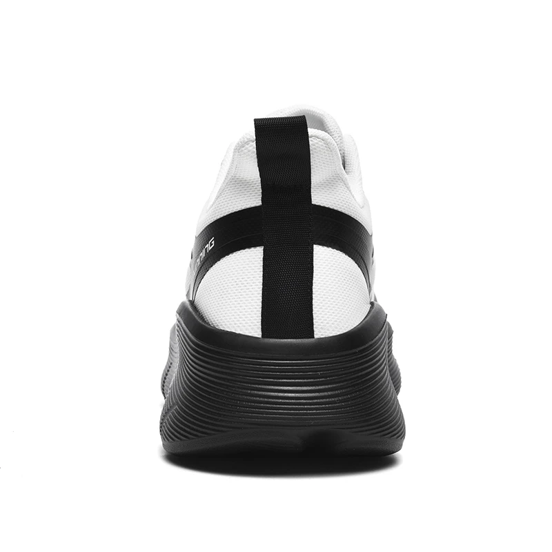 Men’s Running Shoes photo 3
