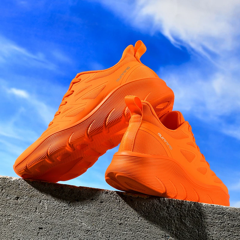 Men’s Running Shoes photo 4