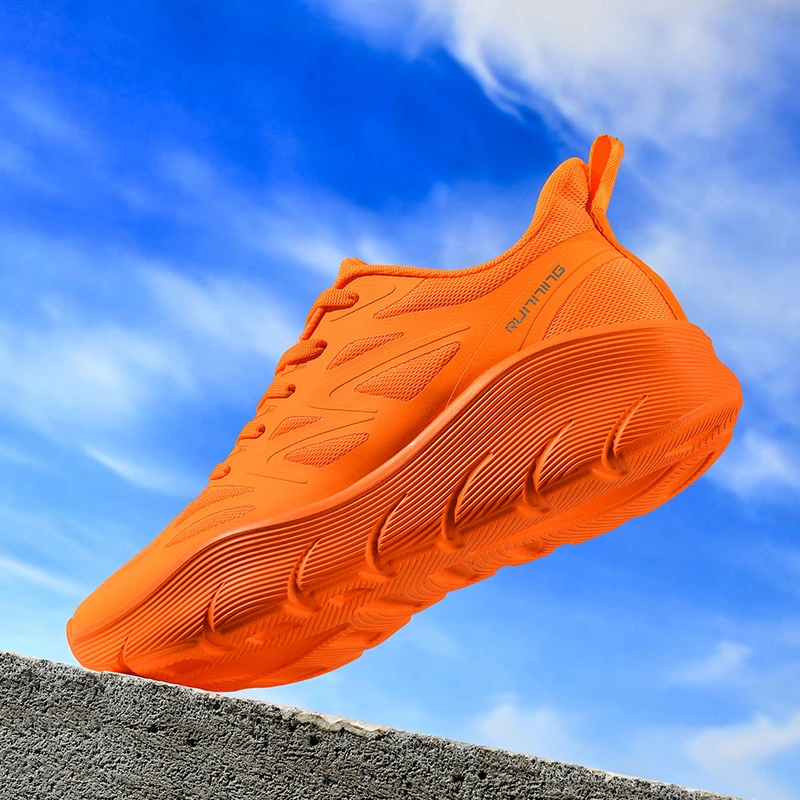 Men’s Running Shoes photo 5