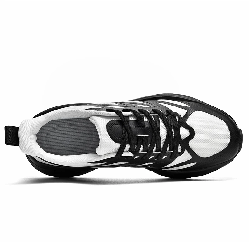 Men’s Running Shoes photo 4